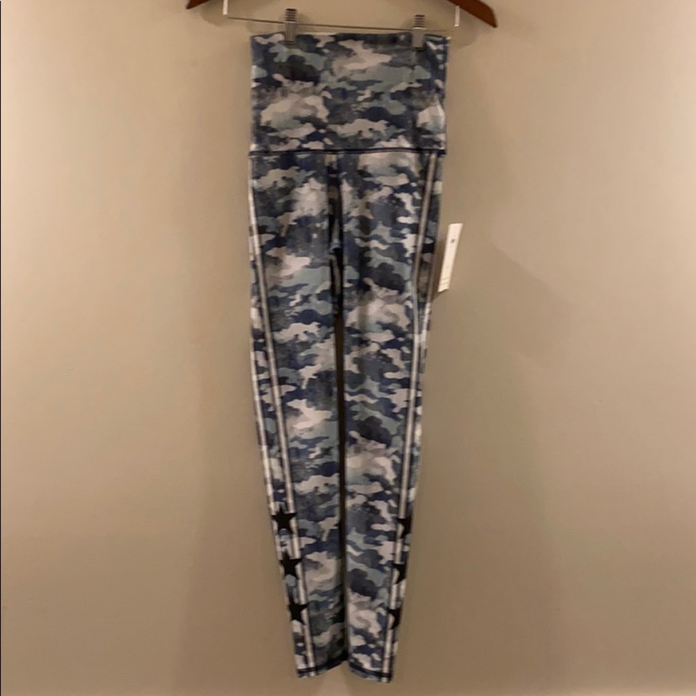 Emily Hsu M Camo Star Leggings NWT